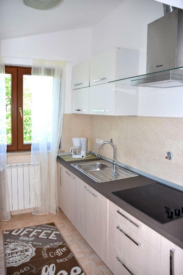 Villa Krasa Sea View Apartmants With Pool Liznjan Luaran gambar