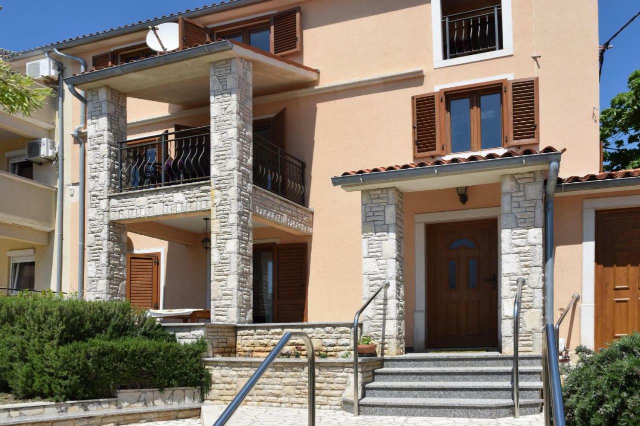 Villa Krasa Sea View Apartmants With Pool Liznjan Luaran gambar