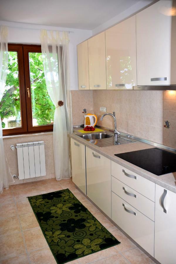 Villa Krasa Sea View Apartmants With Pool Liznjan Luaran gambar