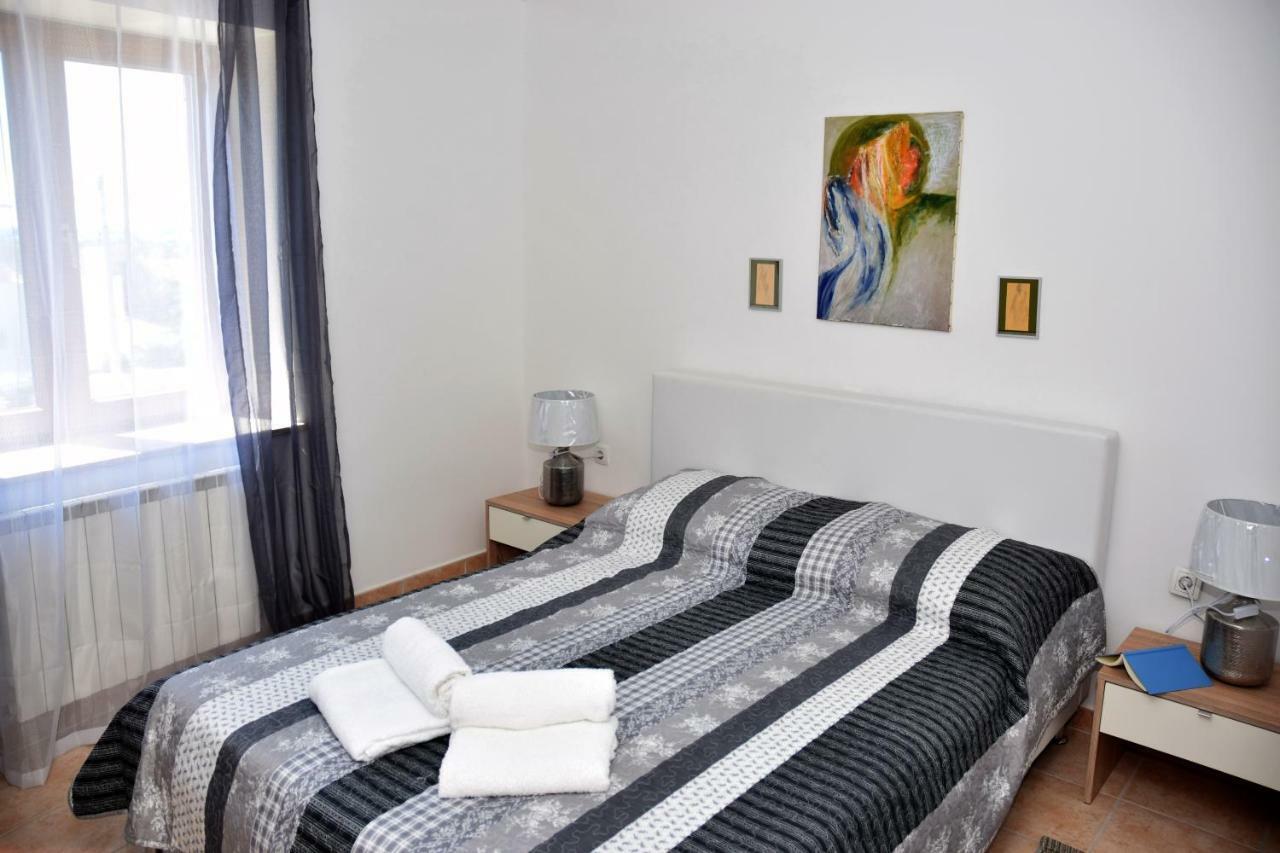Villa Krasa Sea View Apartmants With Pool Liznjan Luaran gambar